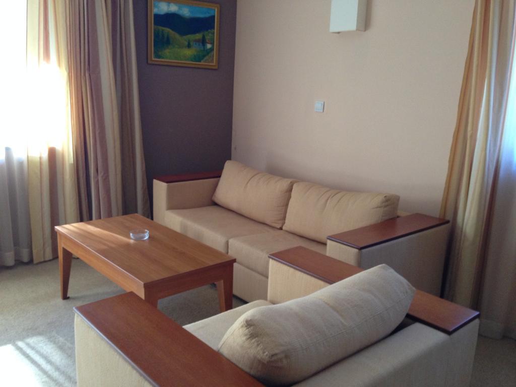 Royal House Apartments Tmf بامبوروفو الغرفة الصورة